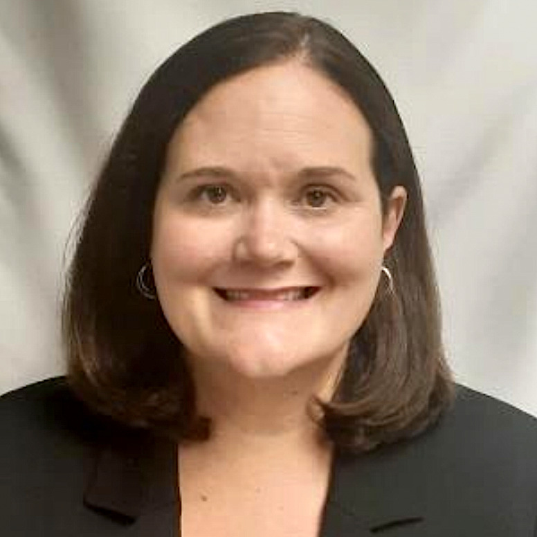 Amber Gowetski headshot