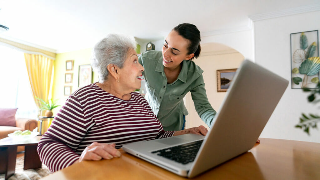 Even without supervision, digital exercises for seniors with dementia can boost memory, data shows
