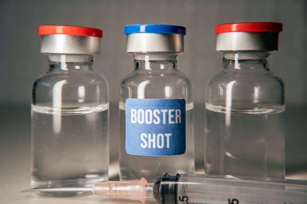Senior living operator mandates COVID-19 booster shots for employees