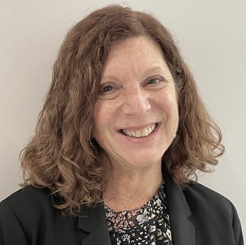 Helayne Scheier headshot