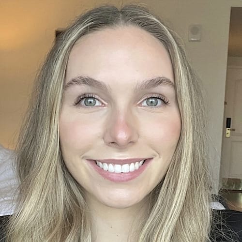 Riley Tagatz headshot