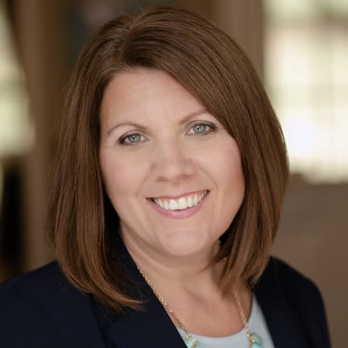 Stacey Bergmann headshot